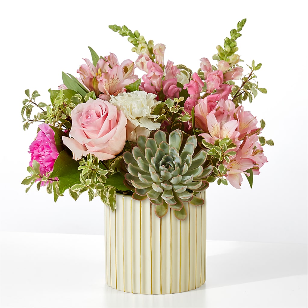 Magenta Musings Bouquet – LETITTE'S FLOWERS & GIFTS, Beaumont TX