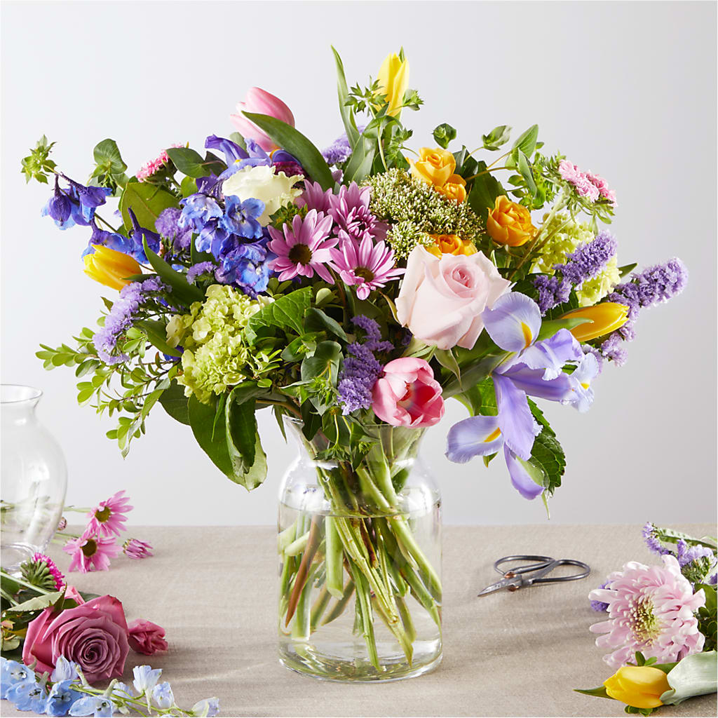 Pastel Tradition - A Florist Original – LETITTE'S FLOWERS & GIFTS, Beaumont TX