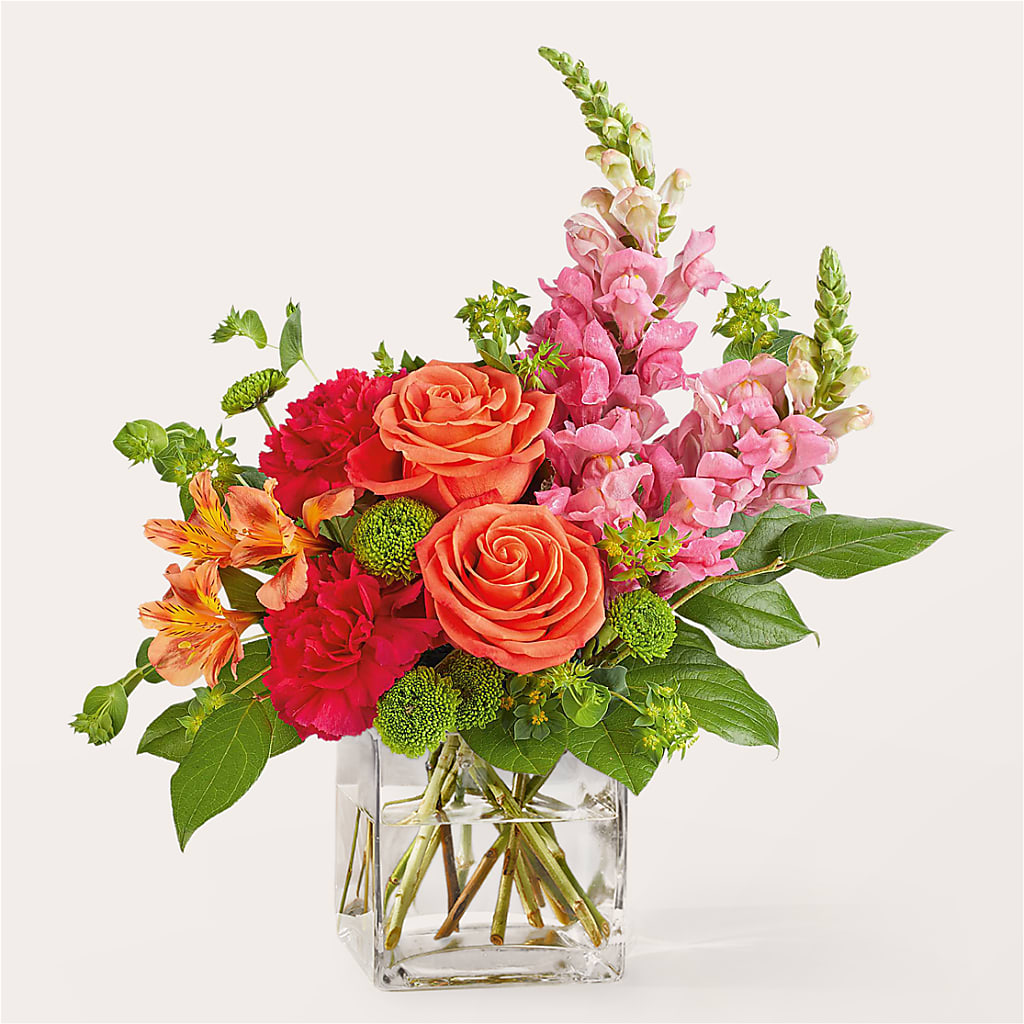 Cosmopolitan Bouquet – LETITTE'S FLOWERS & GIFTS, Beaumont TX