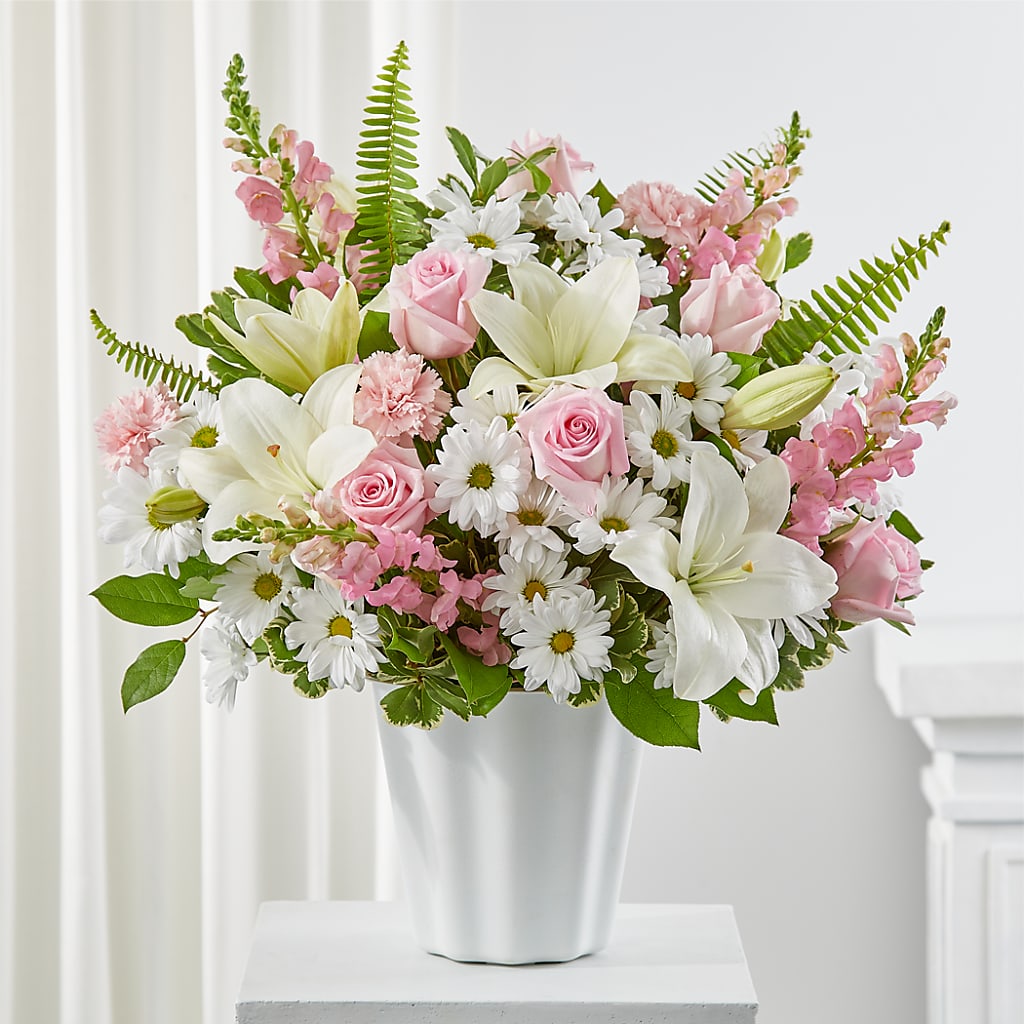 Soft Touch Tabletop Basket – LETITTE'S FLOWERS & GIFTS, Beaumont TX