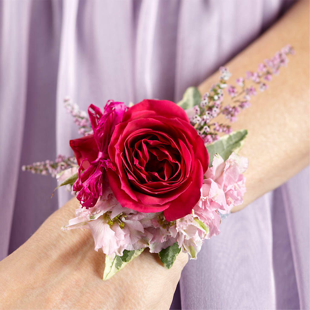 Rose Charm Corsage – LETITTE'S FLOWERS & GIFTS, Beaumont TX
