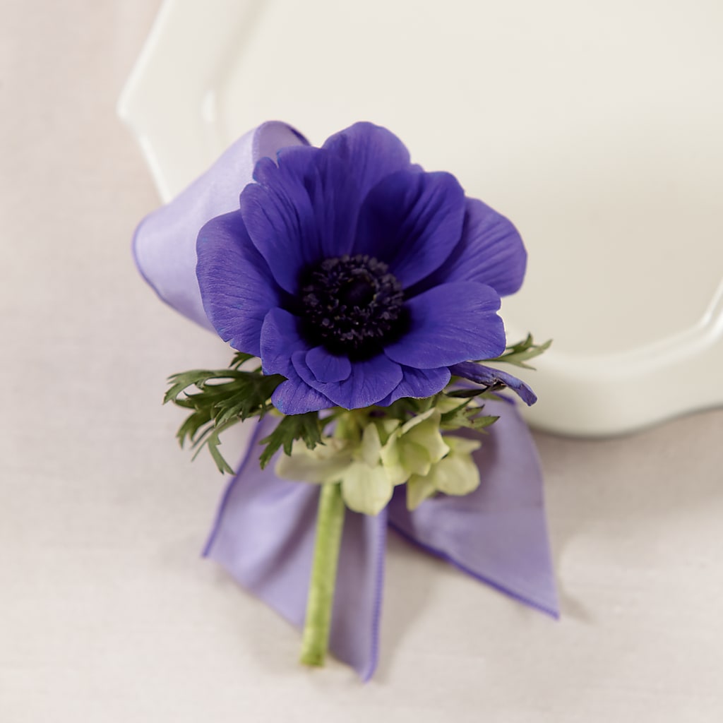 Purple Passion Boutonniere – LETITTE'S FLOWERS & GIFTS, Beaumont TX