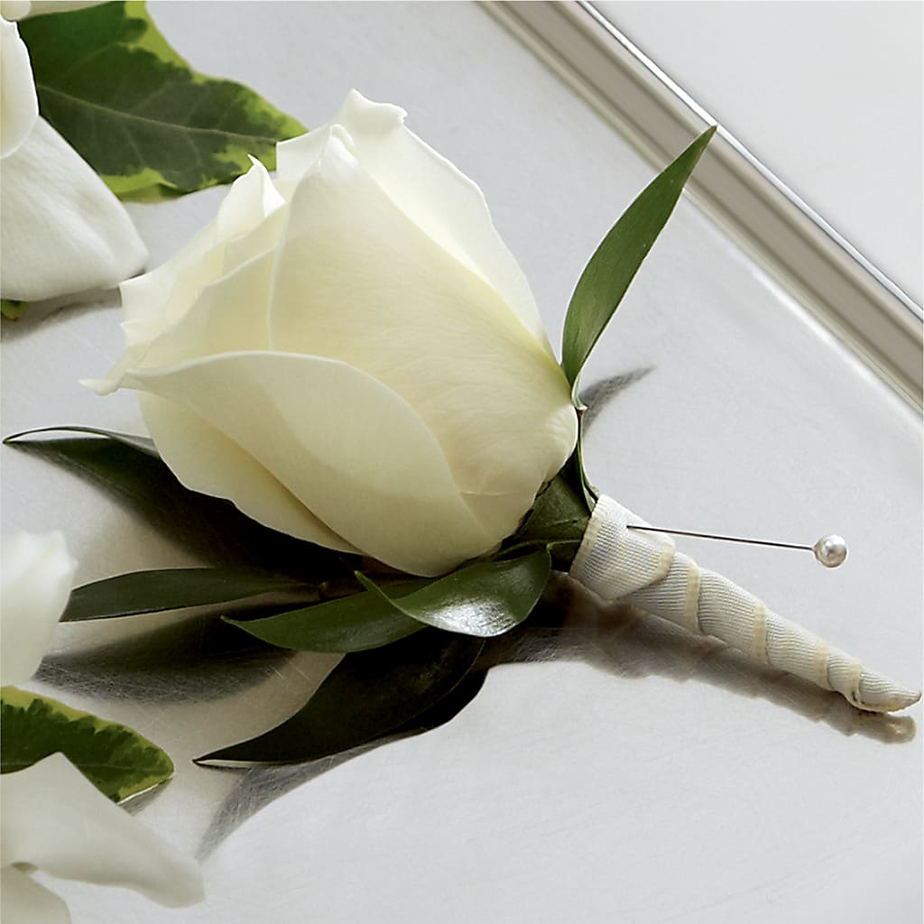 White Rose Boutonniere – LETITTE'S FLOWERS & GIFTS, Beaumont TX