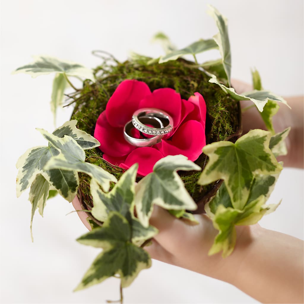 Lila Rose Ring Nest – LETITTE'S FLOWERS & GIFTS, Beaumont TX