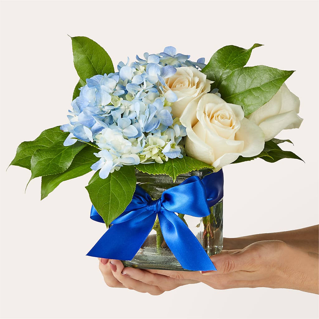 Sky Blue Delight Bouquet – LETITTE'S FLOWERS & GIFTS, Beaumont TX