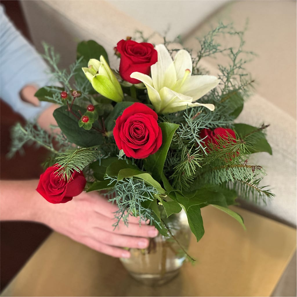 Glittering Lights Bouquet – LETITTE'S FLOWERS & GIFTS, Beaumont TX