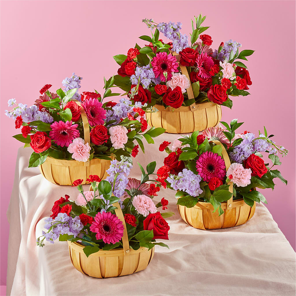 Pink Picnic Basket – LETITTE'S FLOWERS & GIFTS, Beaumont TX