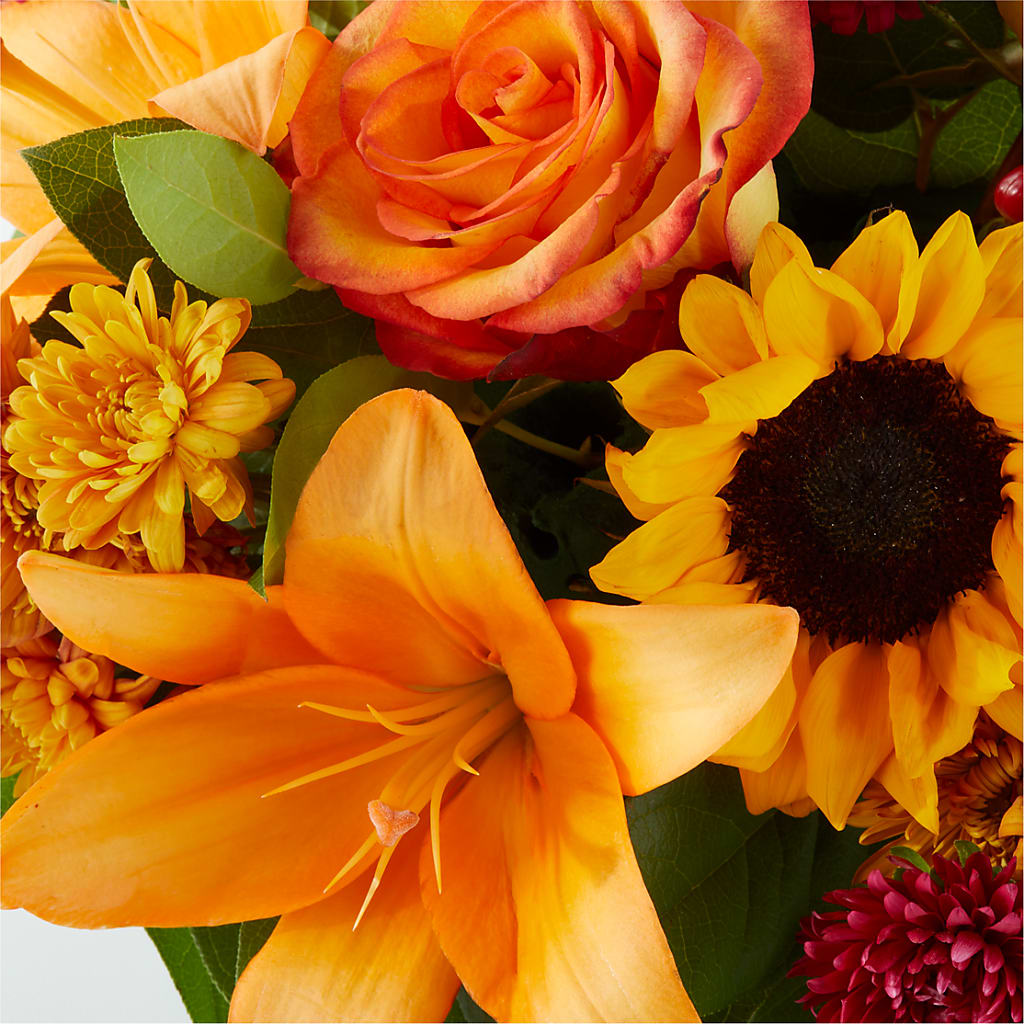 Grateful Centerpiece – LETITTE'S FLOWERS & GIFTS, Beaumont TX